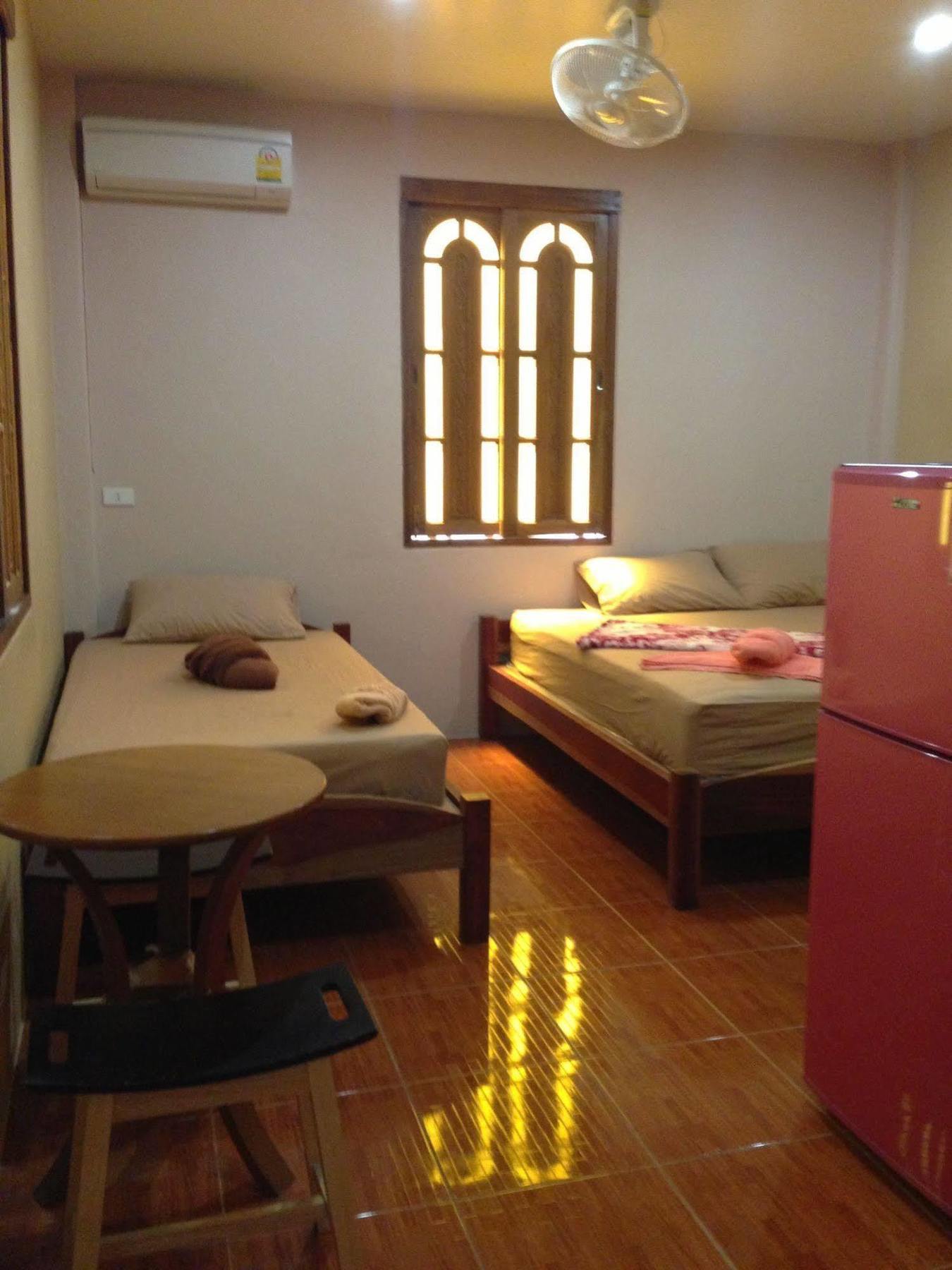 Wandee Guesthouse Тау Экстерьер фото